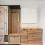 Koenig 卢斯特瑙