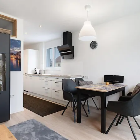 Koenig Apartamento *